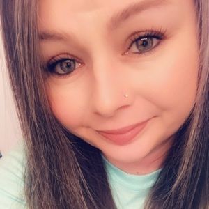 Meet your Posher, Nichole